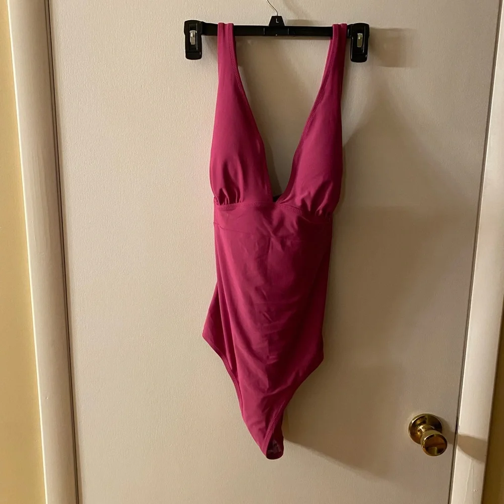 Old Navy one piece bathing suit Pink NWT